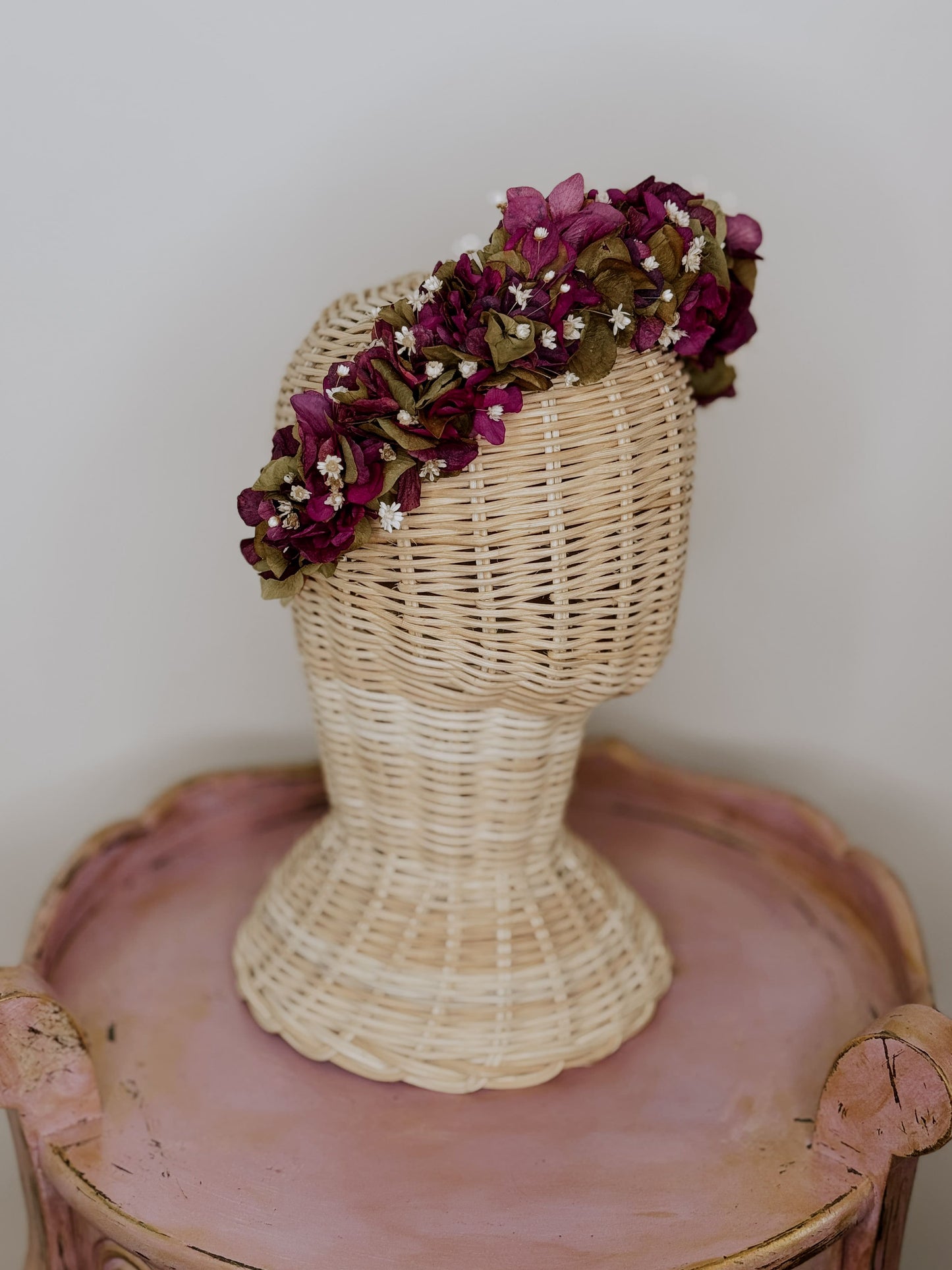 Hortensia y glixia en forma de diadema de flor preservada Aitana