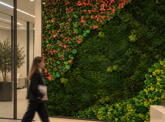 Jardín vertical preservado en las oficinas de Andersen en Madrid
