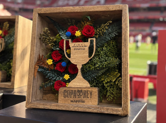 Regalos institucionales con flores preservadas para la Copa del Rey 2025