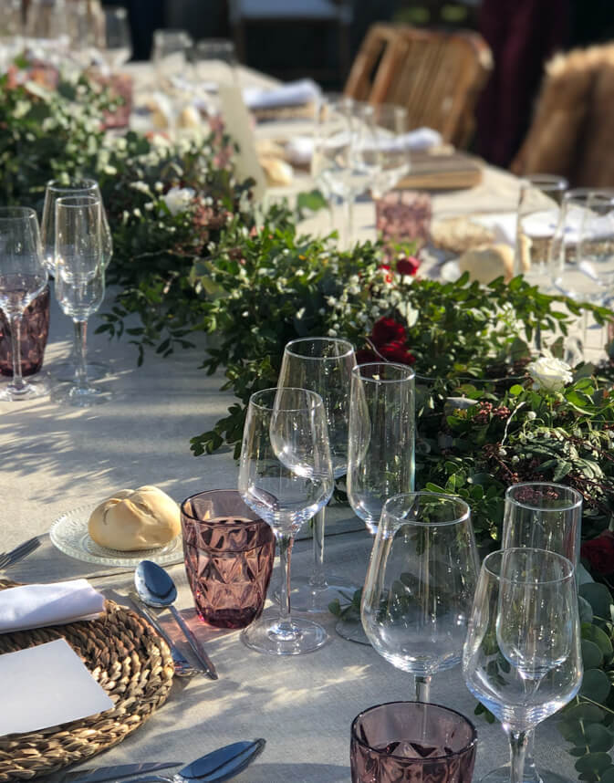 Decoración floral en mesas de boda 